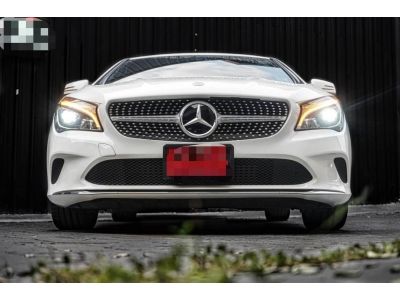 Mercedes Benz CLA class 1.6 Auto Year 2018 รูปที่ 3
